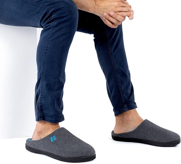 RockDove Men's Original Two-Tone Memory Foam Slipper