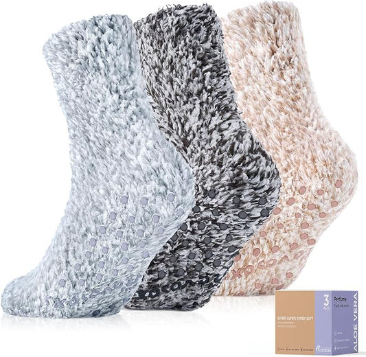 Fuzzy Socks with Grips for Men Women,Non Slip Fluffy Hospital Crew Cozy Warm Socks with Aloe Vera Moisturize